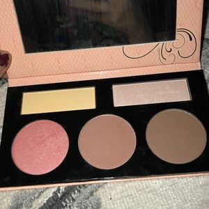 BH cosmetics contour, highlight & blush palette